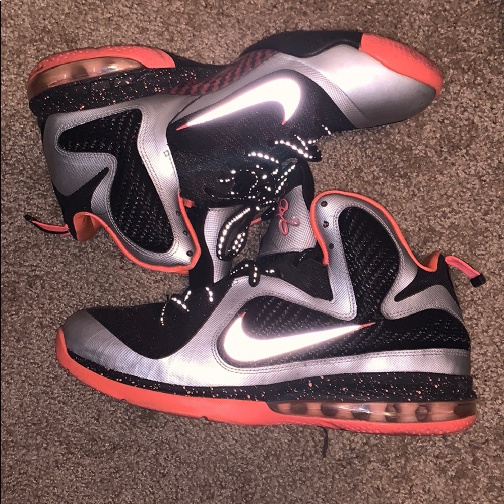 LeBron 9s